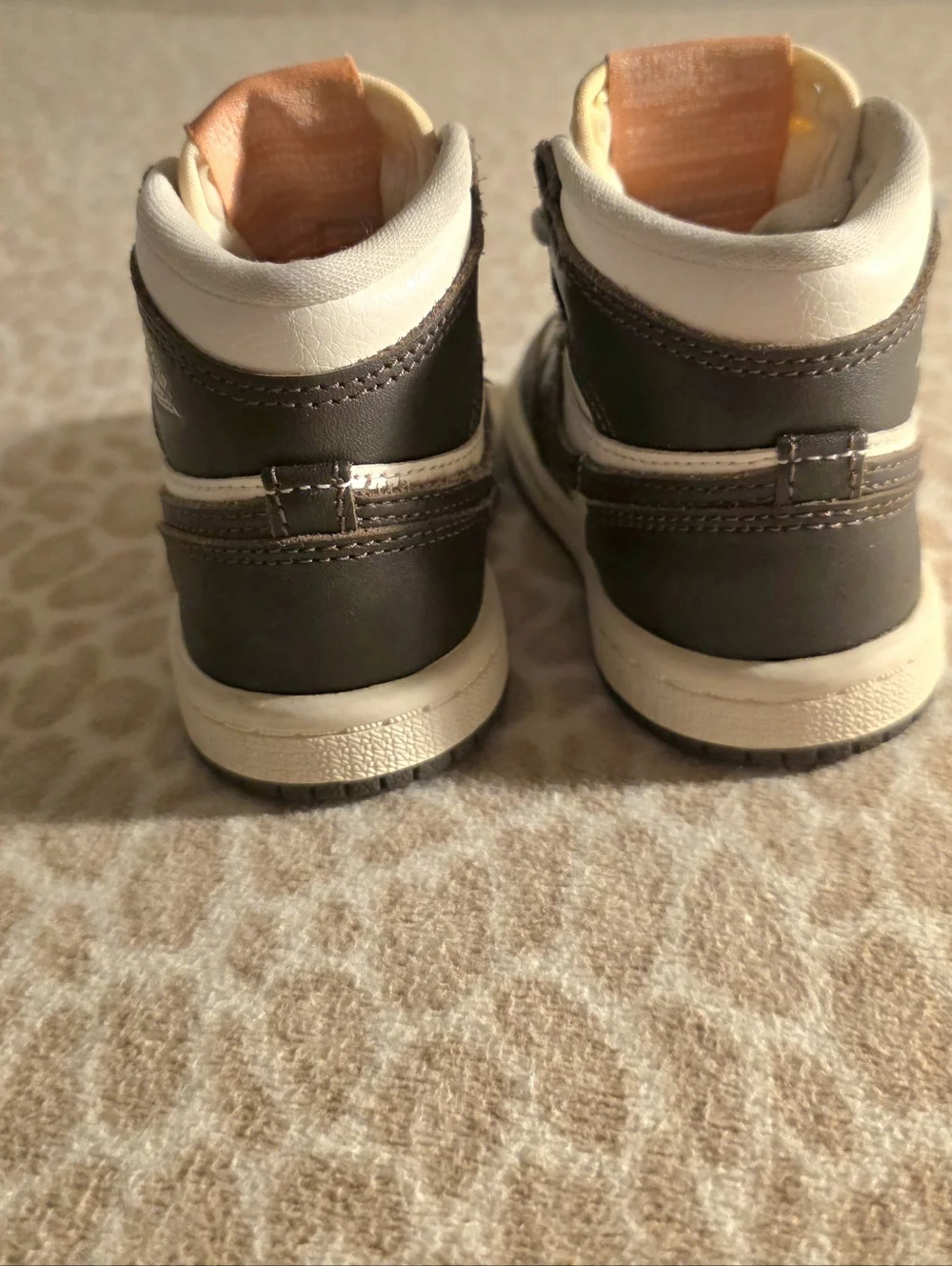 Nike Air Jordan 1 Retro High OG Sneakers Toddler Size 6C